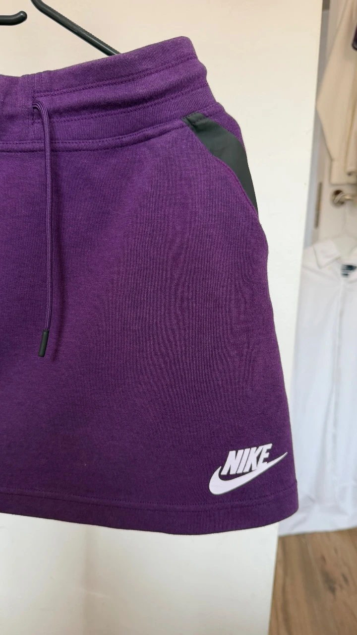 Saia esportiva Nike roxa tamanho M – photo 2